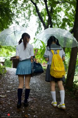 日本地下贵妇精油按摩